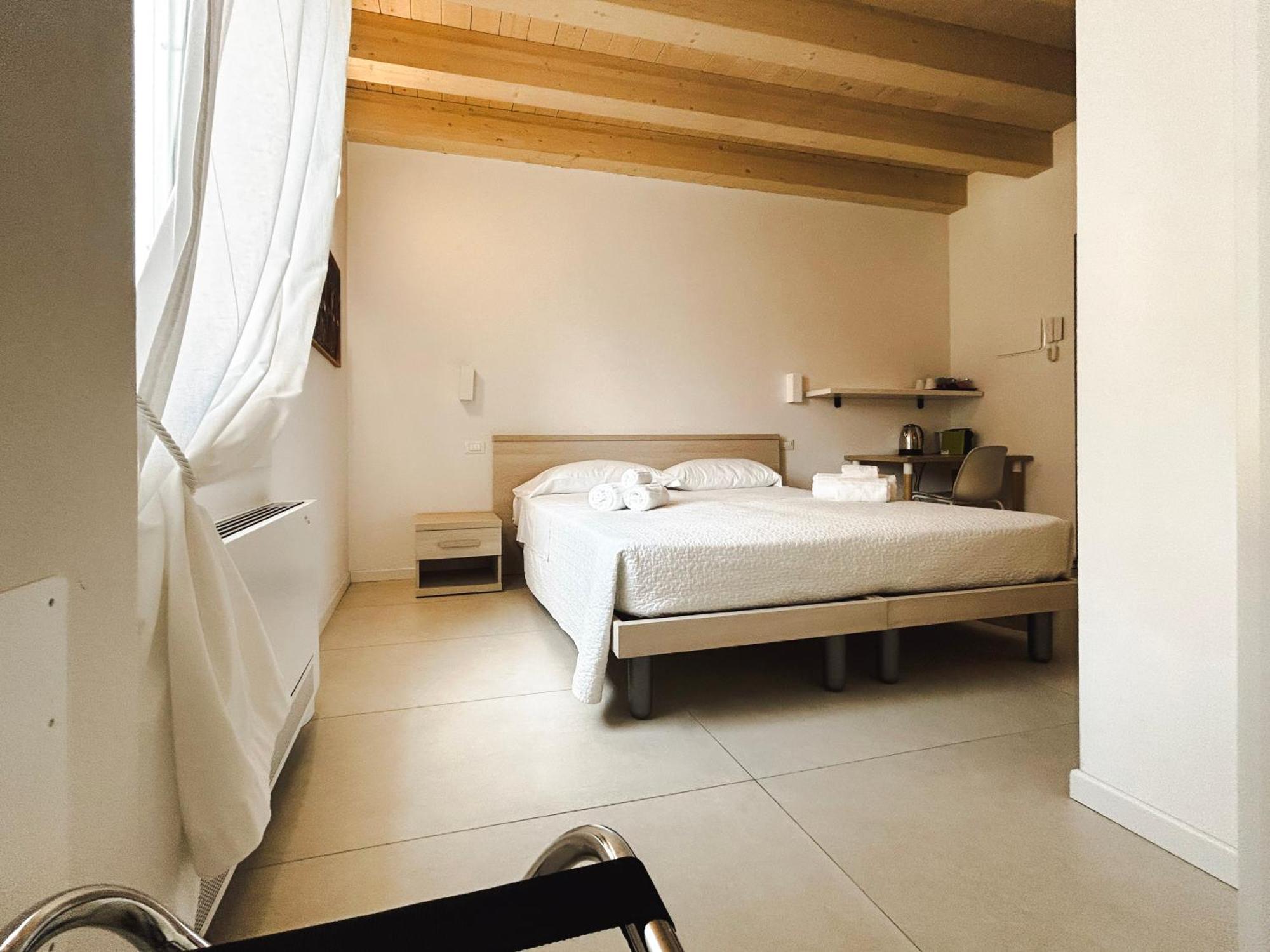Via Poma Rooms Verona Exterior foto