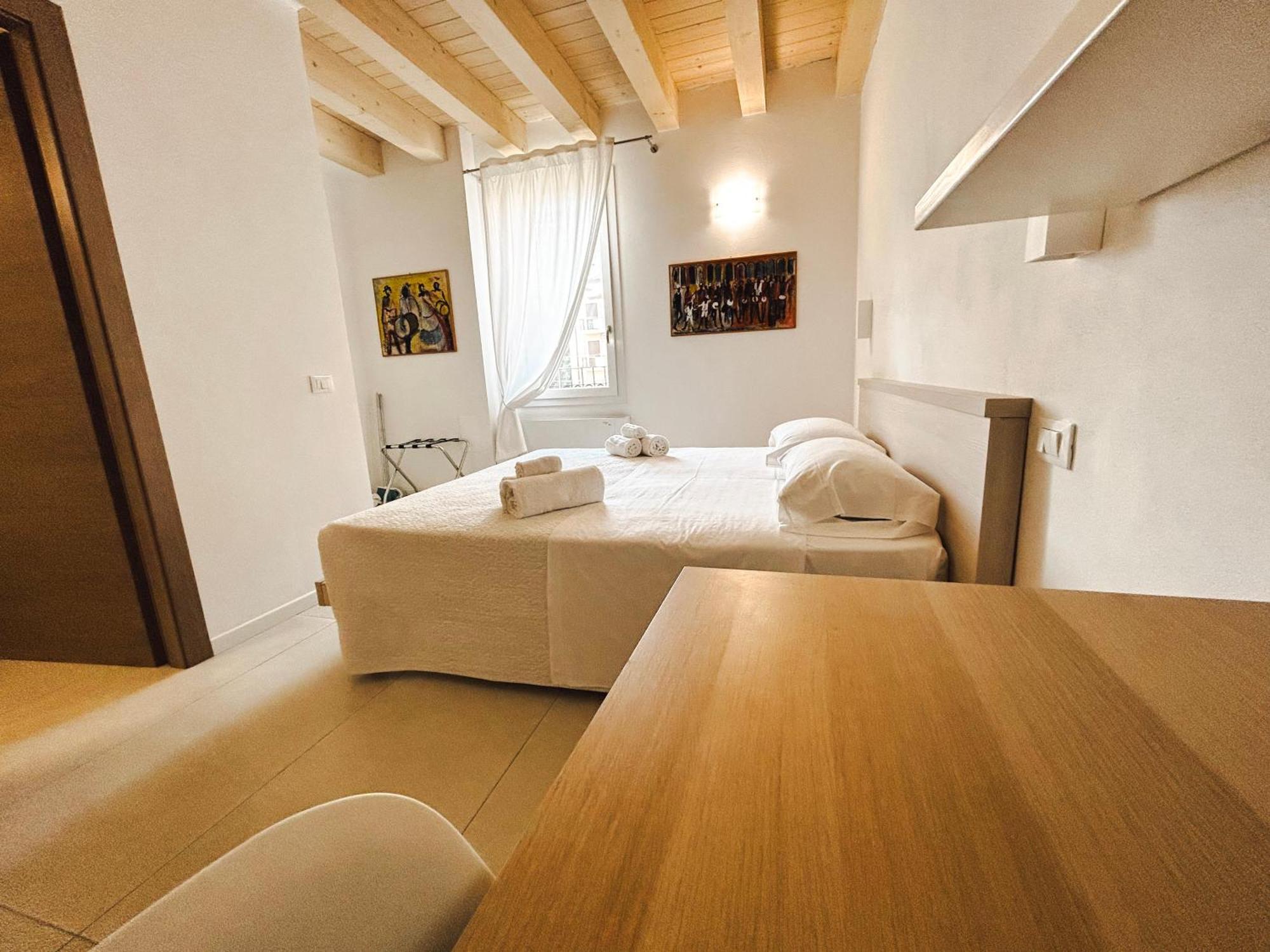 Via Poma Rooms Verona Exterior foto